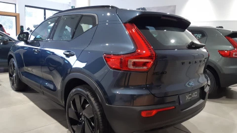 Volvo XC40 2.0 B3 G Black Edition Plus Auto