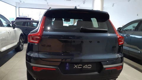 Volvo XC40 2.0 B3 G Black Edition Plus Auto
