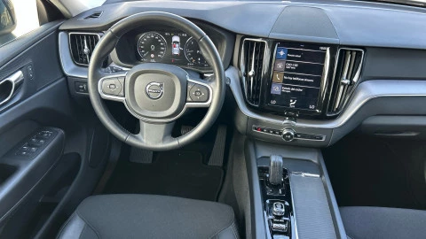 Volvo XC60 2.0 B4 D AWD Business Plus Auto