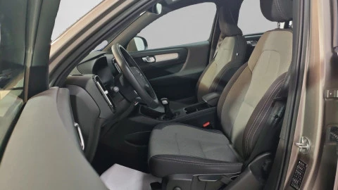 Volvo XC40 1.5 T2 Momentum Pro Auto
