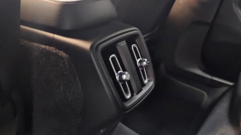 Volvo XC40 1.5 T2 Momentum Pro Auto