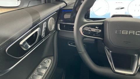 EBRO S700 1.5 TGDI PHEV Luxury E-CVT