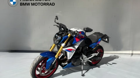 BMW F 900 R  Sport