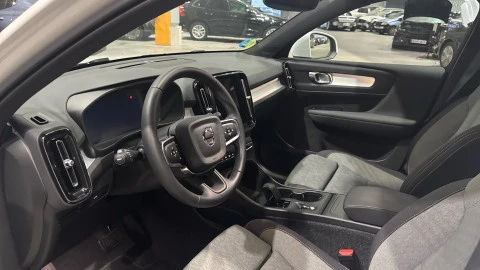 Volvo XC40 B4 G Core Auto 145 kW (197 CV)