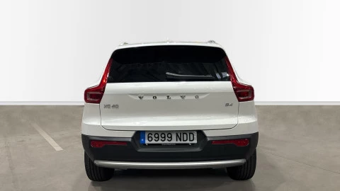 Volvo XC40 B4 G Core Auto 145 kW (197 CV)