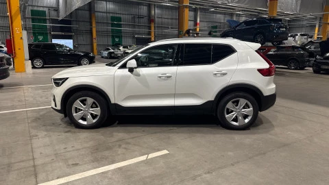 Volvo XC40 B4 G Core Auto 145 kW (197 CV)
