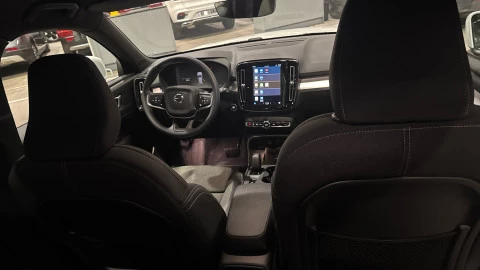 Volvo XC40 B4 G Core Auto 145 kW (197 CV)