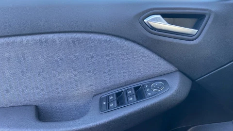 Renault Clio techno Eco-G 100cv (74kW)