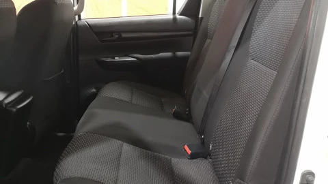 Toyota Hilux 2.4 D4D Cabina Doble GX