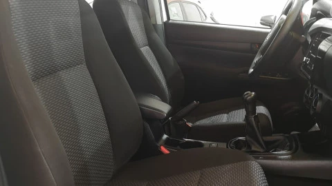Toyota Hilux 2.4 D4D Cabina Doble GX