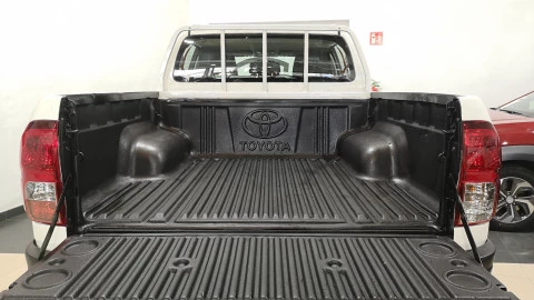 Toyota Hilux 2.4 D4D Cabina Doble GX