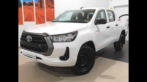 Toyota Hilux 2.4 D4D Cabina Doble GX