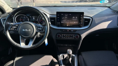 Kia Ceed 1.6 MHEV iMT 100kW (136CV) Drive