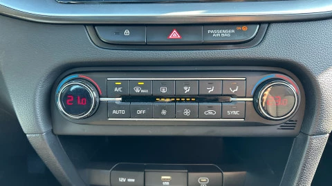 Kia Ceed 1.6 MHEV iMT 100kW (136CV) Drive