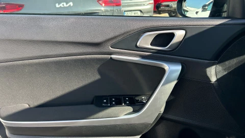 Kia Ceed 1.6 MHEV iMT 100kW (136CV) Drive