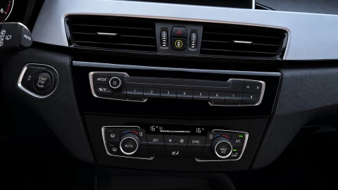 BMW X1 sDrive18dA Corporate