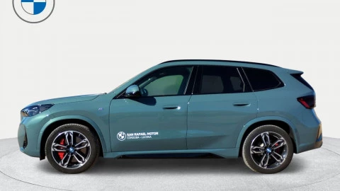 BMW iX1 xDrive30