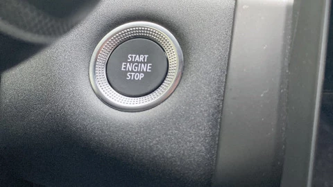 Renault Captur techno Eco-G 100cv (74 kW)