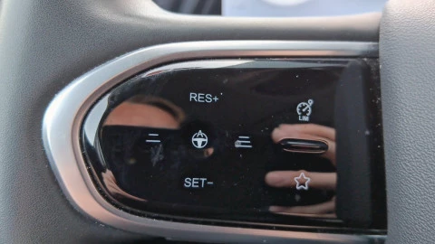 EBRO S700 1.6 TGDI Luxury 7 DCT