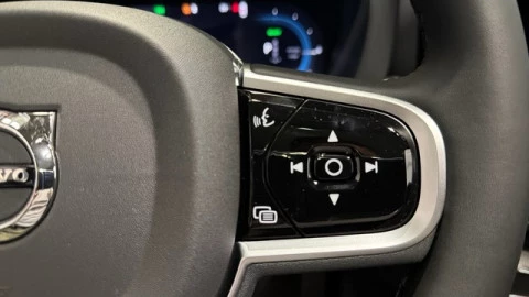 Volvo XC60 T6 Recharge Plus Dark AWD Auto 257 kW (350 CV)