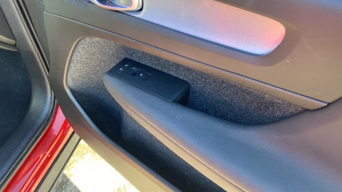 Volvo XC40 2.0 B3 G Core Auto