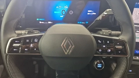 Renault Rafale Techno full hybrid E-Tech 200CV (147kW)