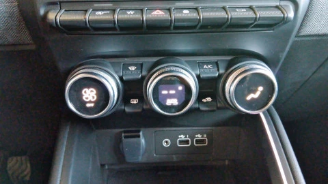 Renault Clio techno Eco-G 100cv (74kW)