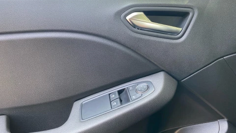 Renault Clio Intens TCe 67 kW (91CV)