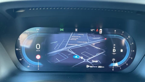 Volvo XC40 2.0 B3 G Essential Auto