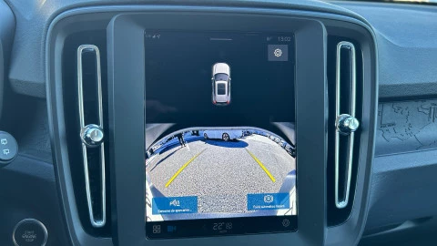 Volvo XC40 2.0 B3 G Essential Auto