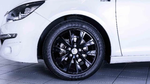 Peugeot 308 5p Style 1.2 PureTech 110 S&S
