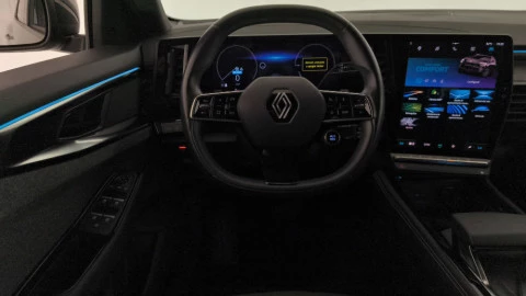 Renault Espace Iconic E-Tech Hybrid