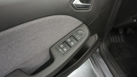 Renault Clio techno Eco-G 100cv (74kW)