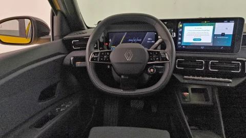 Renault 5 E-Tech   Techno autonomia confort 110 kW