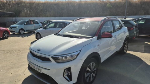 Kia Stonic 1.0 T-GDi 74kW (100CV) MHEV iMT Concept