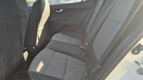 Kia Stonic 1.0 T-GDi 74kW (100CV) MHEV iMT Concept