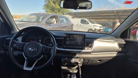 Kia Stonic 1.0 T-GDi 74kW (100CV) MHEV iMT Concept