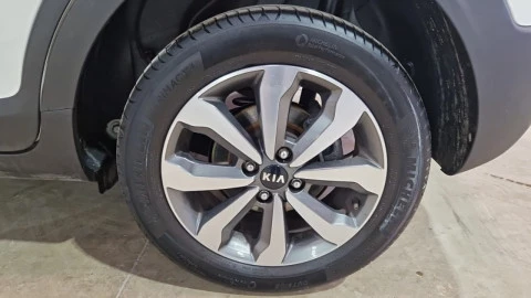 Kia Stonic 1.0 T-GDi 74kW (100CV) MHEV iMT Concept