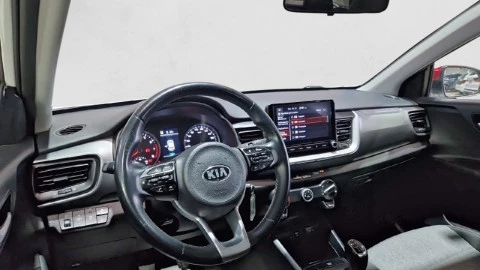 Kia Stonic 1.0 T-GDi 74kW (100CV) MHEV iMT Concept