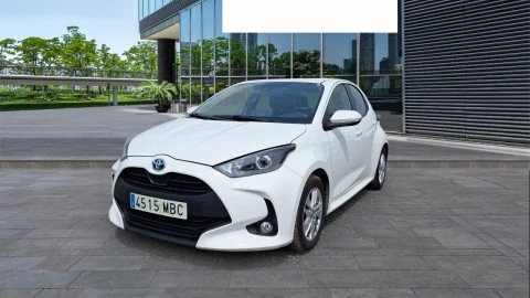 Toyota Yaris 1.5 120H Business Plus