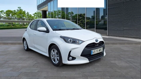 Toyota Yaris 1.5 120H Business Plus
