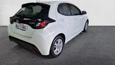 Toyota Yaris 1.5 120H Business Plus