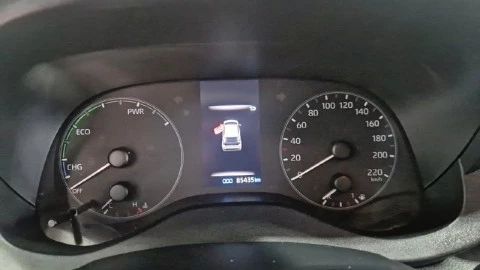 Toyota Yaris 1.5 120H Business Plus