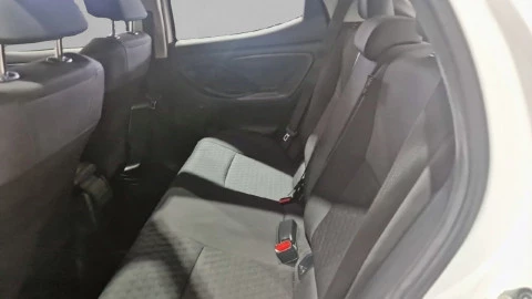 Toyota Yaris 1.5 120H Business Plus