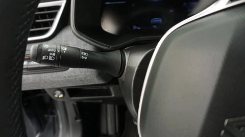 Renault Clio techno Eco-G 100cv (74kW)