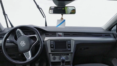 Volkswagen Passat Variant Business 2.0 TDI 110kW