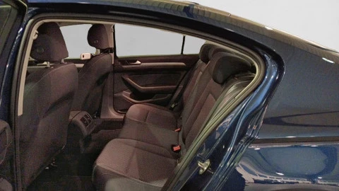 Volkswagen Passat Variant Business 2.0 TDI 110kW