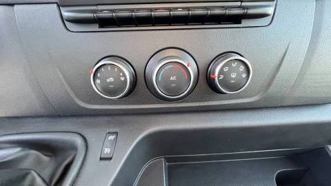 Renault Master Furgón T L2H2 3300 Bl dCi 100kW (135CV)