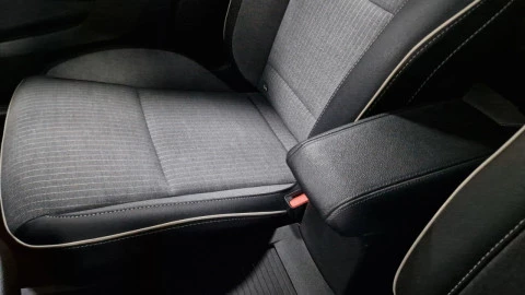 Renault Clio techno Eco-G 100cv (74kW)