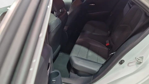 Toyota Corolla 1.8 125H STYLE E-CVT